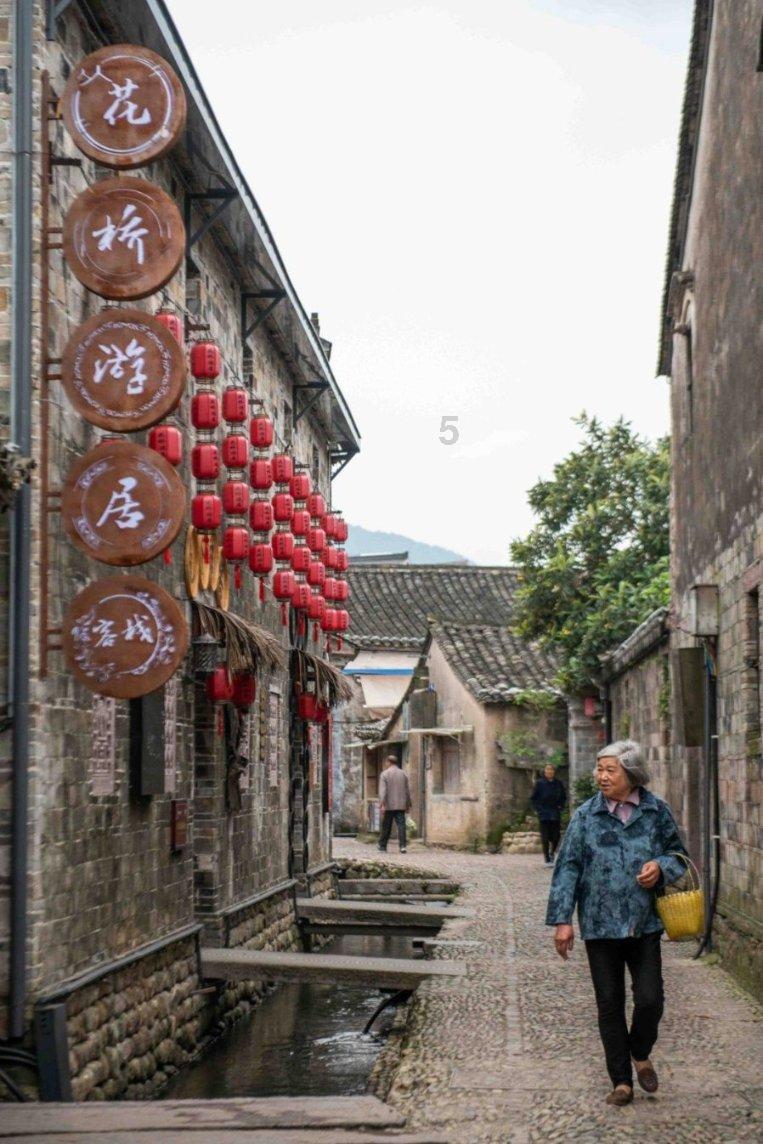 职场中和同事的相处之道，你都知道哪些？游戏画面